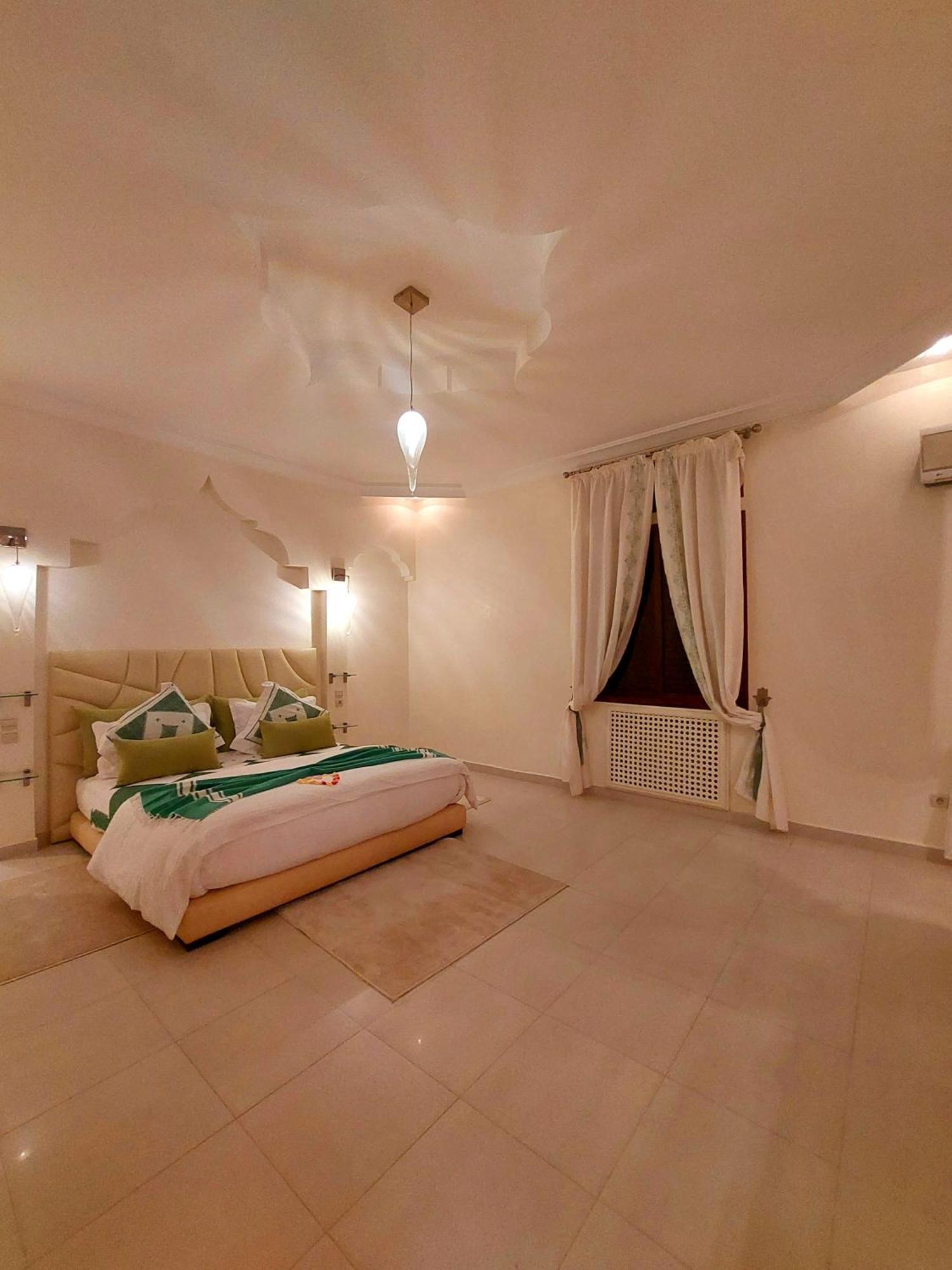 Palais Les Sources De L'Atlas & Spa El Harkat エクステリア 写真